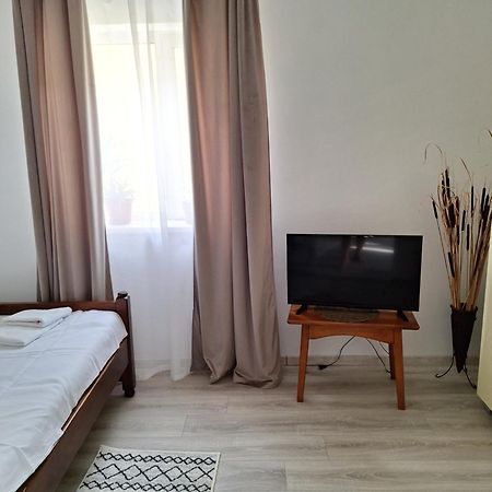 Miha'S Apartament Sulina Zewnętrze zdjęcie