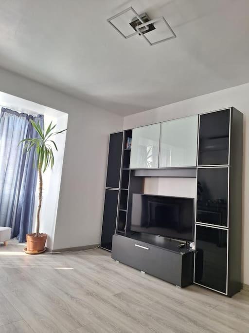 Miha'S Apartament Sulina Zewnętrze zdjęcie